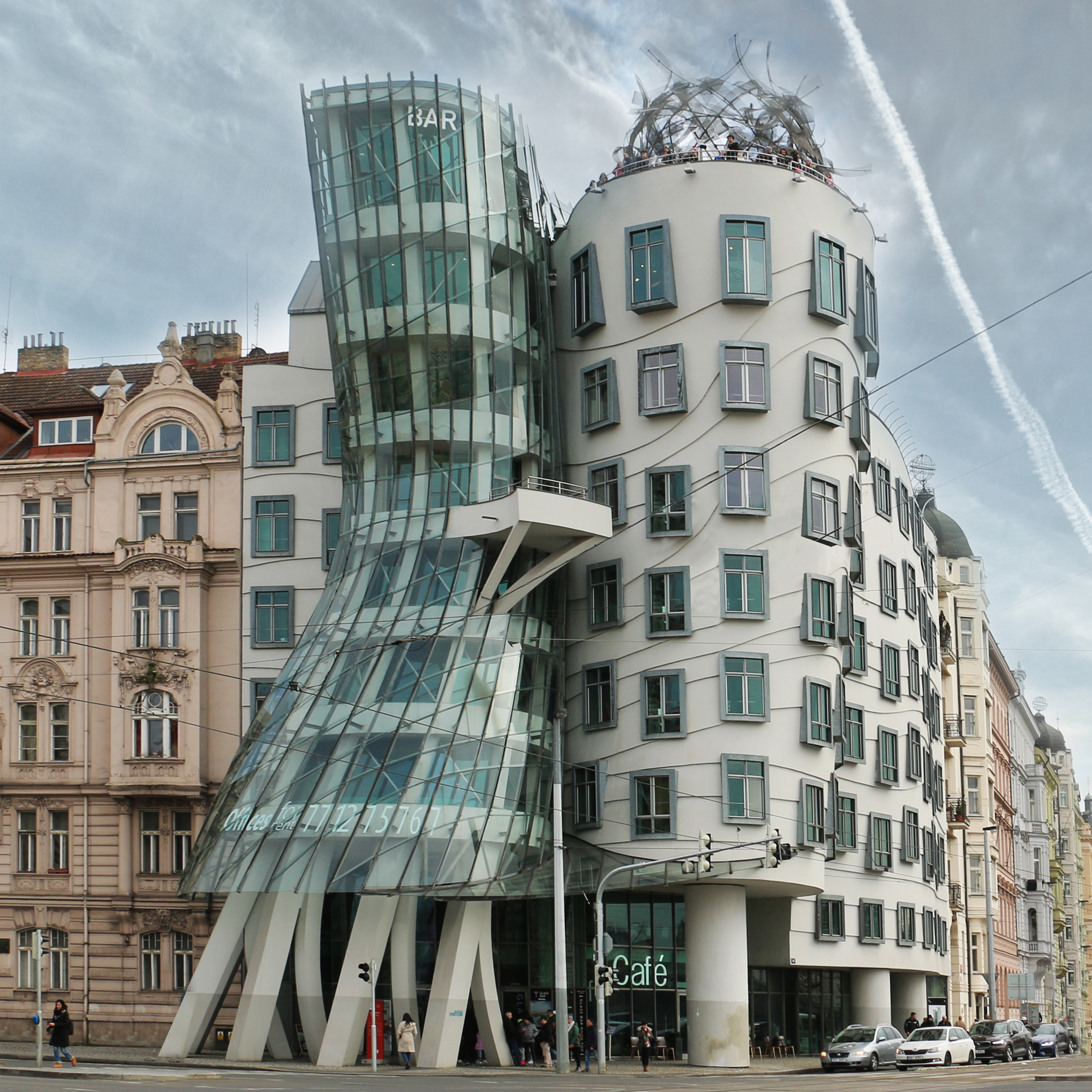 Maison dansante vue de façe, 1996 Prague